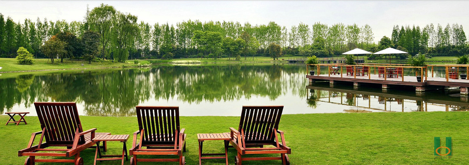 url(http://m.atlantam.cn/theme/TP000163/pic/banner1.jpg)